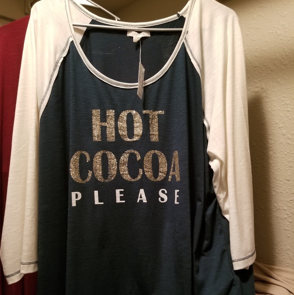 Green and white 3/4 shirt